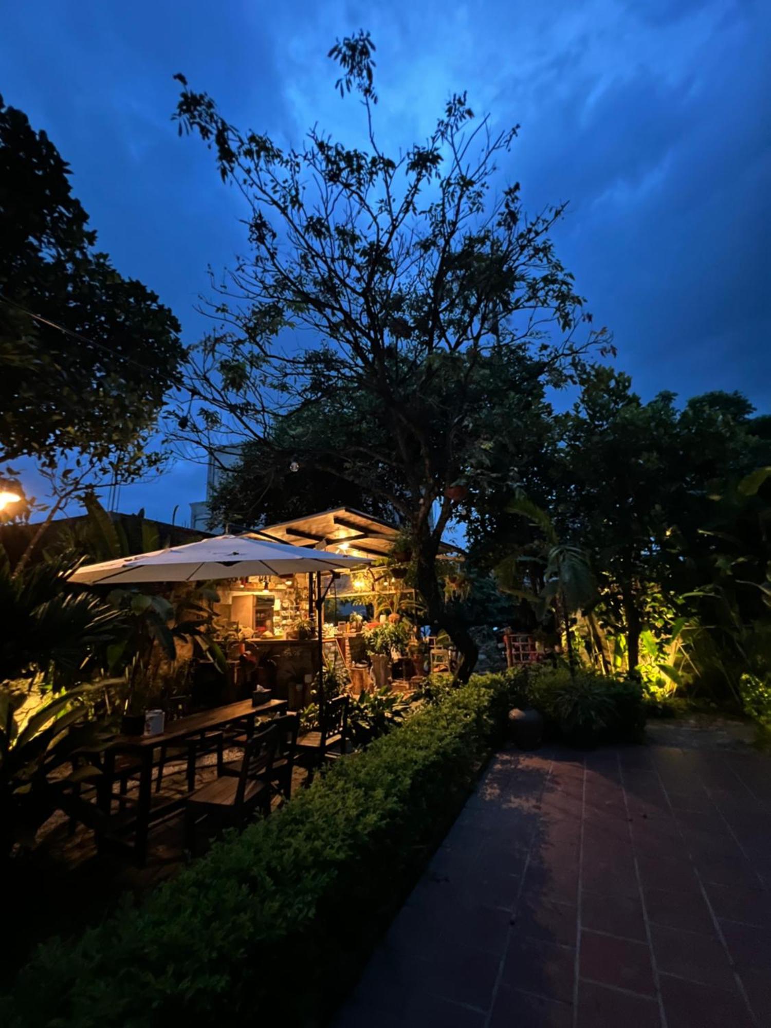 Thom'S House Hotel Ninh Binh Buitenkant foto